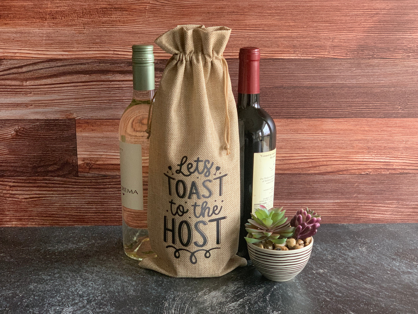 Wine Carrier Bag Gift 'Toasts to the Hosts'